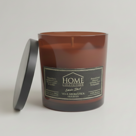 Vela aromática Home Collection en tono marrón con tapa metálica-