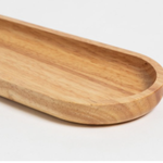 
                    
                      Bandeja rectangular de madera roble con bordes redondeados-
                    
                  