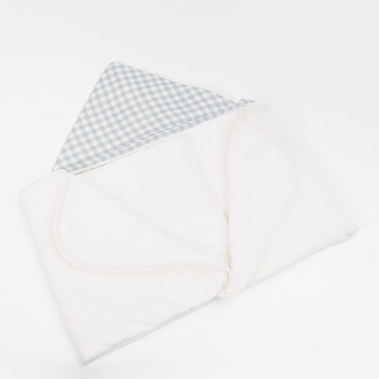 Toalla con capucha en cuadrille celeste y blanco para bebé-celeste