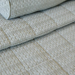 
                    
                      Rollos de tela beige con textura de cuadrícula para cubrecama Bradford-beige
                    
                  