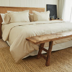 
                    
                      Cama con funda de edredón de algodón bambú natural y banco de madera-natural
                    
                  