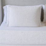 
                    
                      colcha portuguesa con funda y almohada con diseño de flores para cama de habitación barrio privado-blanco
                    
                  