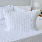 
                    
                      Funda de almohada blanca Nottingham con patrón ondulado acolchado-blanco
                    
                  