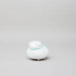 
                    
                      Pequeño peluche blanco con forma de nube sonriente y bufanda turquesa-blanco
                    
                  