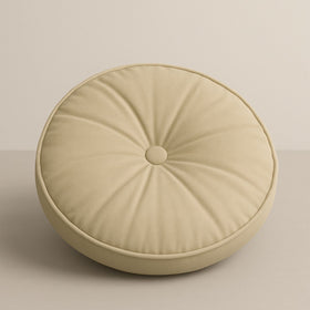 Almohada redonda capitonada beige con botón central decorativo-beige