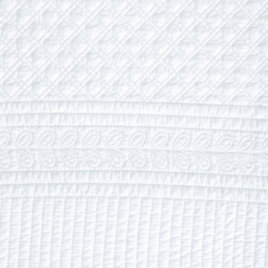 Cubrecama blanco Berna con texturas y patrones decorativos en relieve-blanco