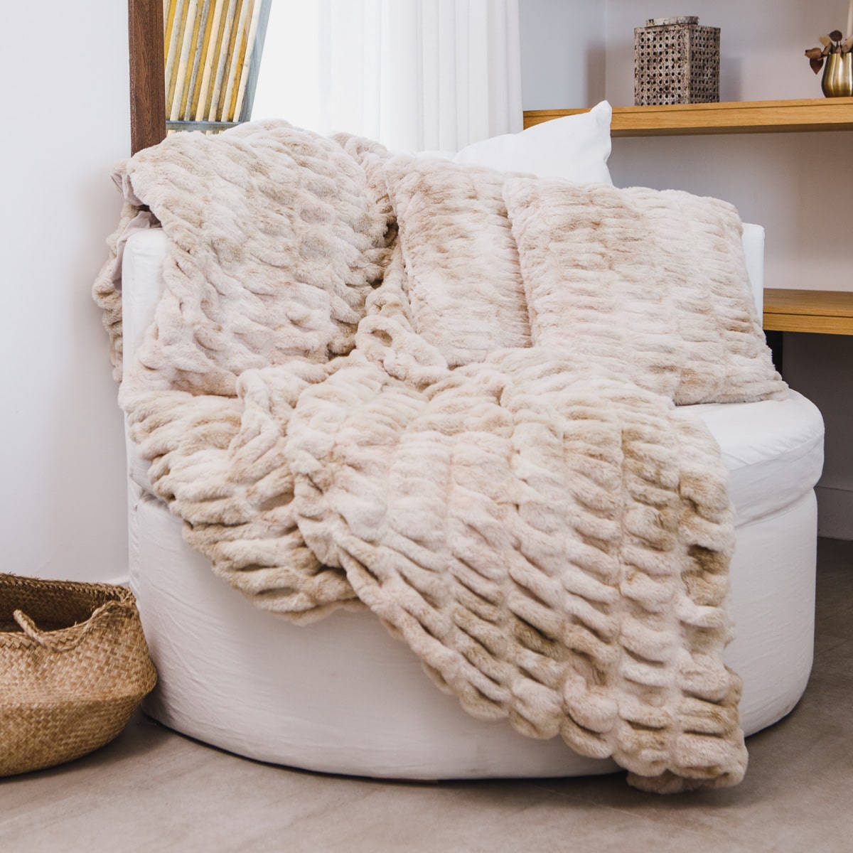 #color-beige