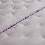 
                    
                      Cubrecama acolchado lila con textura tufted y pliegues suaves-lila
                    
                  