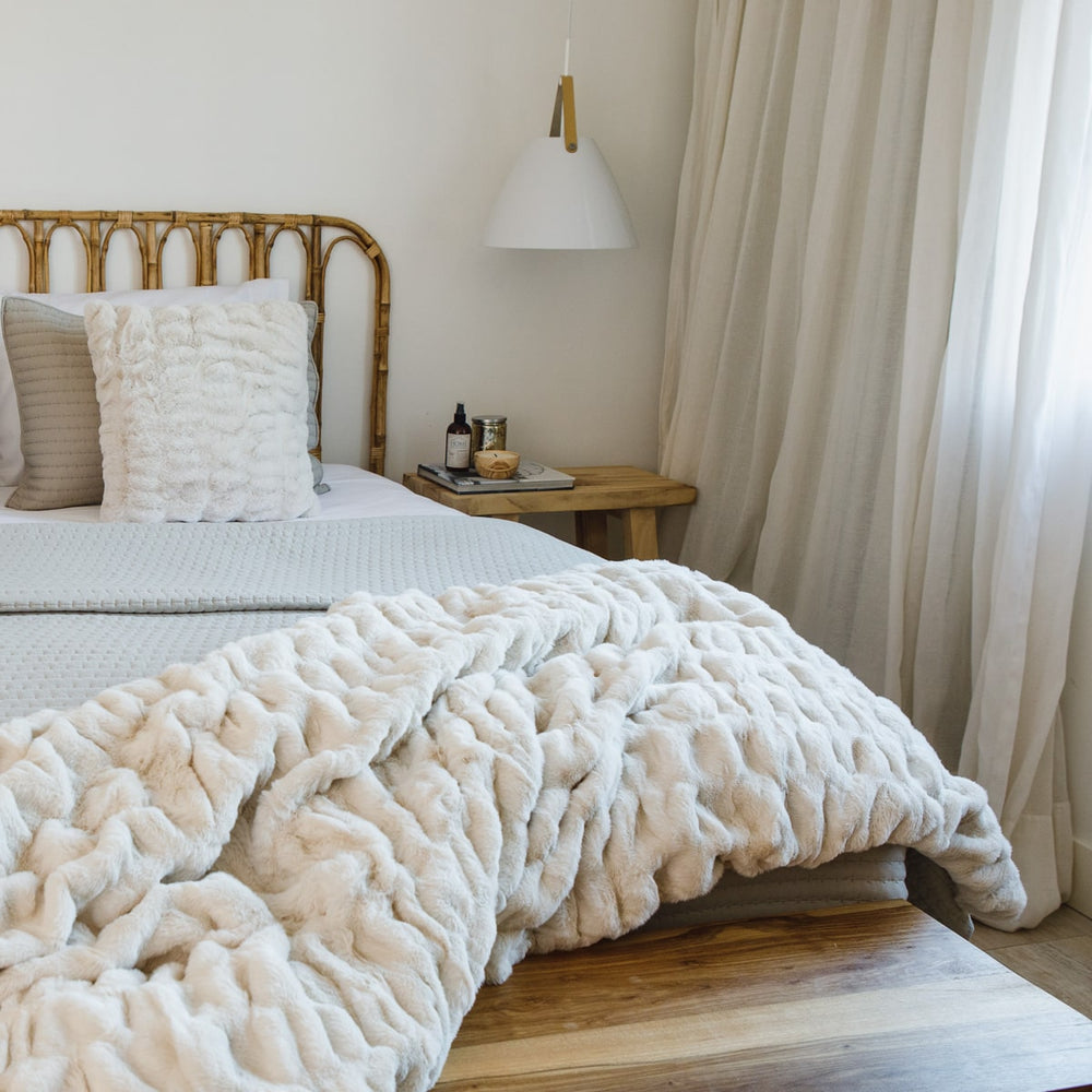
                  
                    #color-Beige
                  
                