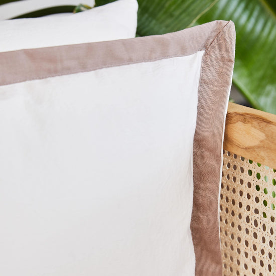 #color-beige