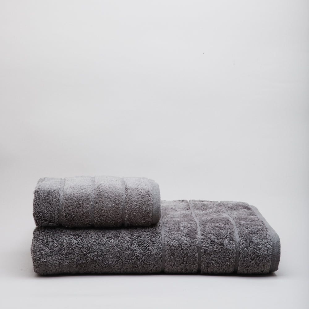 
                  
                    #color-gris oscuro
                  
                