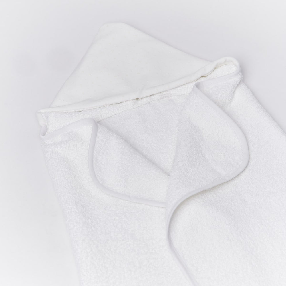
                  
                    #color-blanco
                  
                