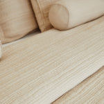 
                    
                      Cubrecama beige con textura acanalada y almohada decorativa-beige
                    
                  