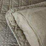 
                    
                      Funda de almohada Manchester con costura decorativa y detalle de pliegues-
                    
                  