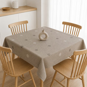 mantel español de cocina sobre mesa cuadrada-beige