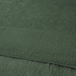 
                    
                      Cubrecama Amalfi en color verde con textura quilted detallada-verde
                    
                  