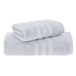 
                    
                      Set de toallas New York gris apiladas con detalles de rayas-gris
                    
                  