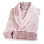
                    
                      Bata de baño rosa con cuello solapa y cinturón anudado-
                    
                  