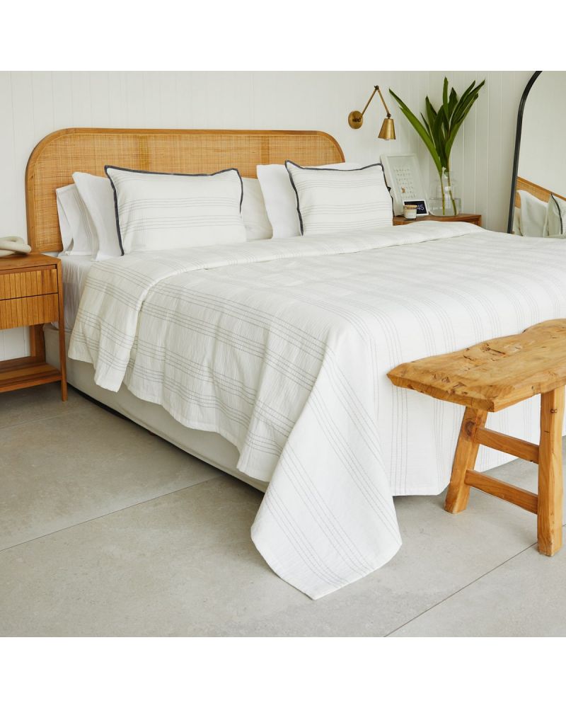 Ropa marca deals new collection