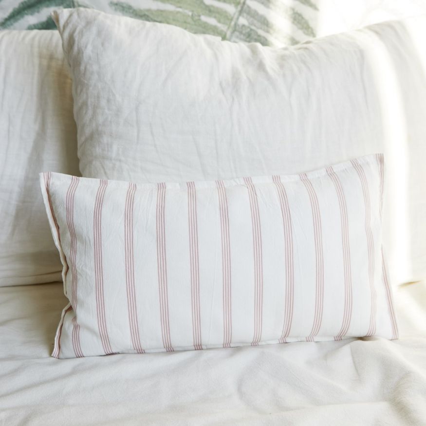 ALMOHADON TUSOR ROSA RAYADO