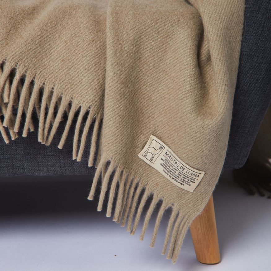 MANTA LLAMA BEIGE